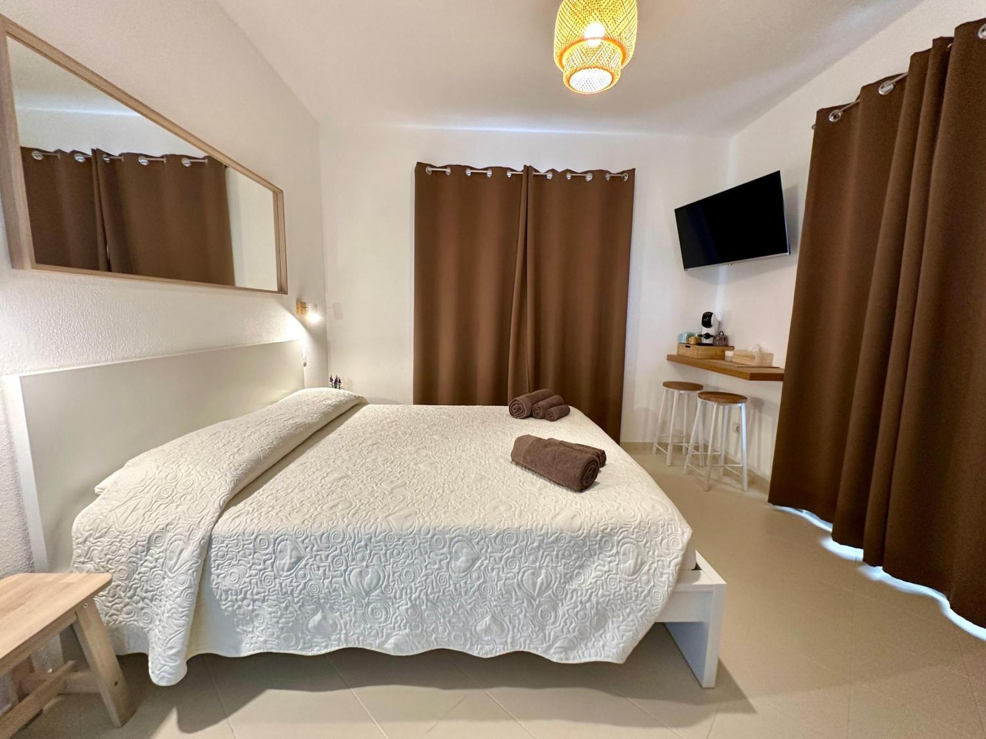 Lotto 16 - Guest House Olbia Ngoại thất bức ảnh